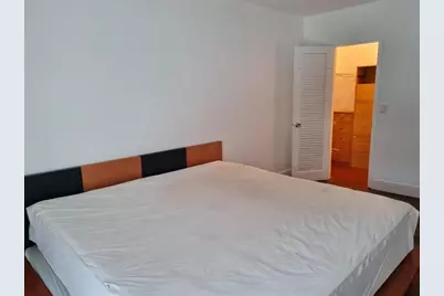 300  Golden Isles Dr, Unit #104, Hallandale Beach, FL 33009 - Photo 11