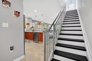 822 NE 19th Ave, Fort Lauderdale, FL 33304 - Photo 15