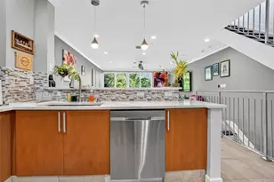 822 NE 19th Ave, Fort Lauderdale, FL 33304 - Photo 13