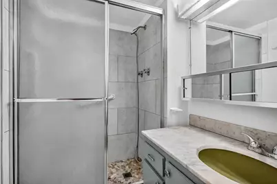 2750 NE 183rd St, Unit #911, Aventura, FL 33160 - Photo 13