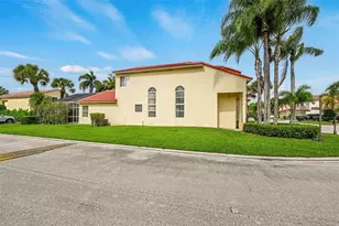 1688 SW 158th Ave, Pembroke Pines, FL 33027 - Photo 47