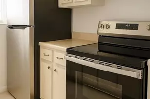 7320 SW 82nd St, Miami, FL 33143 - Photo 5