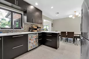 426 NE 8th Ave, Fort Lauderdale, FL 33301 - Photo 9