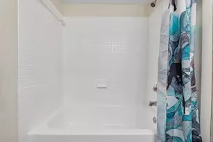 5843 Blueberry Ct, Fort Lauderdale, FL 33313 - Photo 9