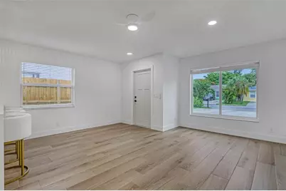 416 W Mango St, Unit #416, Lantana, FL 33462 - Photo 7