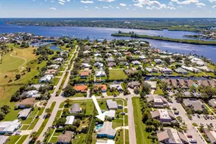 3173 SE Pruitt Rd, Port Saint Lucie, FL 34952 - Photo 3