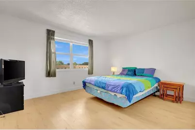 301 SE 3rd St, Unit #309, Dania Beach, FL 33004 - Photo 13