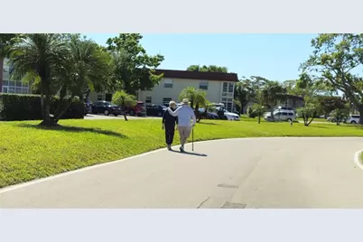 17  Vista Palm Ln, Unit #202, Vero Beach, FL 32962 - Photo 33