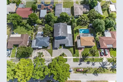 2012 NW 12th Ave, Fort Lauderdale, FL 33311 - Photo 5