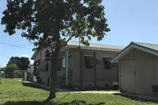 1112 21 St, Okeechobee, FL 34974 - Photo 3