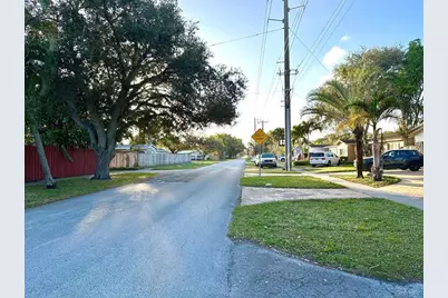 4201  Thomas St, Hollywood, FL 33021 - Photo 43