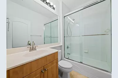 504 SE 7th St, Unit #202, Fort Lauderdale, FL 33301 - Photo 15