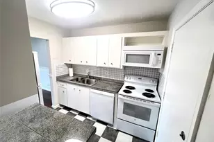 2270 NE 68th St, Fort Lauderdale, FL 33308 - Photo 13