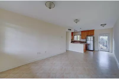 410 SW 15th St, Unit #105, Pompano Beach, FL 33060 - Photo 3