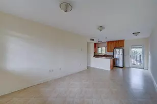 410 SW 15th St, Pompano Beach, FL 33060 - Photo 3