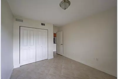410 SW 15th St, Unit #105, Pompano Beach, FL 33060 - Photo 7