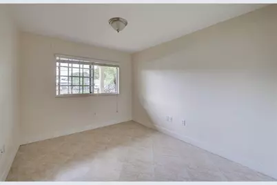 410 SW 15th St, Unit #105, Pompano Beach, FL 33060 - Photo 5