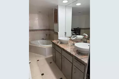 1833 S Ocean Drive, Hallandale Beach, FL 33009 - Photo 5