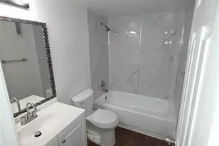 7710 NW 50th St, Lauderhill, FL 33351 - Photo 3