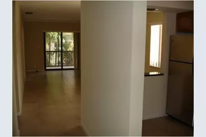 330 SE 19th Ave, Unit #F, Deerfield Beach, FL 33441 - Photo 7