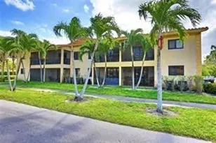 330 SE 19th Ave, Deerfield Beach, FL 33441 - Photo 15