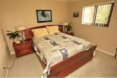 330 SE 19th Ave, Unit #F, Deerfield Beach, FL 33441 - Photo 9