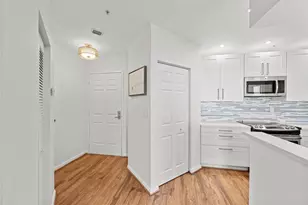 3020 NE 32nd Ave, Fort Lauderdale, FL 33308 - Photo 5