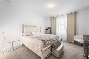 8049 Lemon Serpentine Ln, Delray Beach, FL 33446 - Photo 11