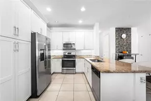 8049 Lemon Serpentine Ln, Delray Beach, FL 33446 - Photo 9