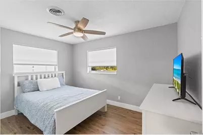 1960 NW 32nd Ct, Fort Lauderdale, FL 33309 - Photo 13