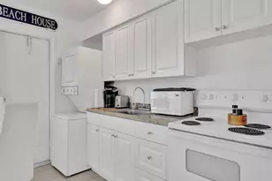 4422 Sea Grape Dr, Lauderdale by the Sea, FL 33308 - Photo 13