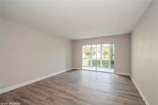 2805 Victoria Way, Coconut Creek, FL 33066 - Photo 7