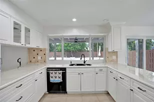 9540 NW 13th St, Plantation, FL 33322 - Photo 7