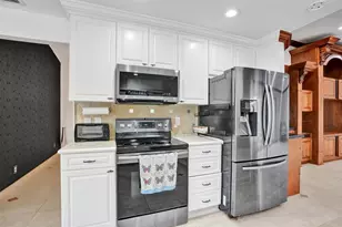 9540 NW 13th St, Plantation, FL 33322 - Photo 13