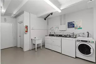 300 Diplomat Pkwy, Hallandale Beach, FL 33009 - Photo 23