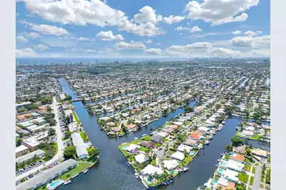 320 SE 5th Ave, Pompano Beach, FL 33060 - Photo 9