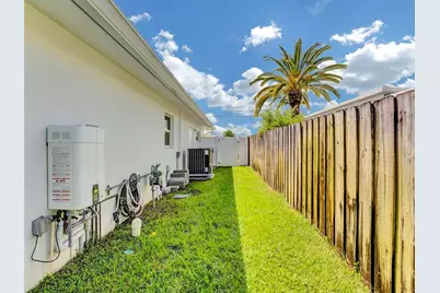 320 SE 5th Ave, Pompano Beach, FL 33060 - Photo 47