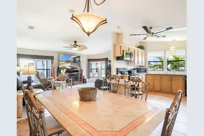 8560 SW 20th St, Davie, FL 33324 - Photo 23