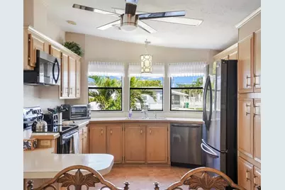 8560 SW 20th St, Davie, FL 33324 - Photo 3