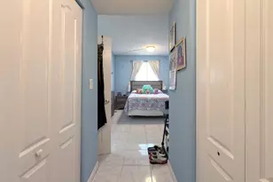 2217 NW 7th St, Miami, FL 33125 - Photo 23