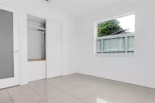 8241 SW 3rd Ct, North Lauderdale, FL 33068 - Photo 21