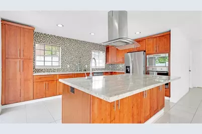 8241 SW 3rd Ct, North Lauderdale, FL 33068 - Photo 3