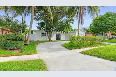 8241 SW 3rd Ct, North Lauderdale, FL 33068 - Photo 27