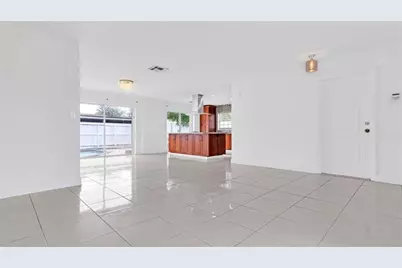 8241 SW 3rd Ct, North Lauderdale, FL 33068 - Photo 19