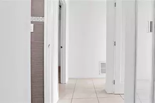 8241 SW 3rd Ct, North Lauderdale, FL 33068 - Photo 9