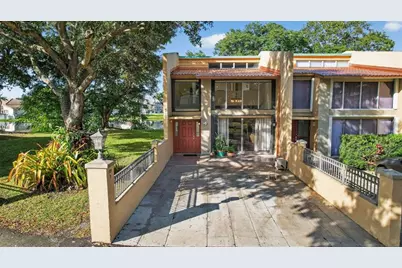721 E Coco Plum Cir, Unit #5, Plantation, FL 33324 - Photo 1