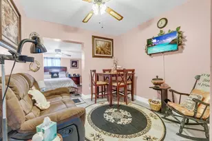 18201 SW 87th Ave, Palmetto Bay, FL 33157 - Photo 9