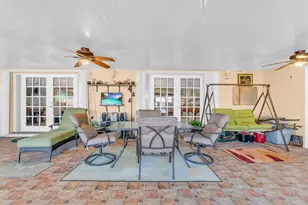 18201 SW 87th Ave, Palmetto Bay, FL 33157 - Photo 17