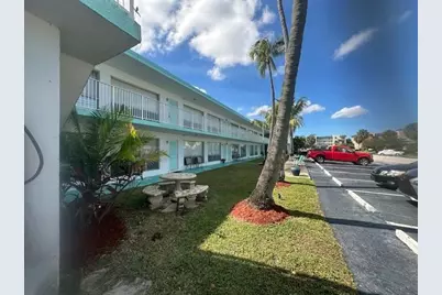 3212 NE 7th Pl, Unit #10, Pompano Beach, FL 33062 - Photo 1