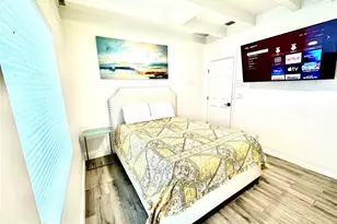 1742 NE 7th St, Fort Lauderdale, FL 33304 - Photo 17